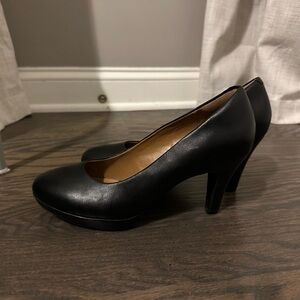 Clarks Black Women's Pumps